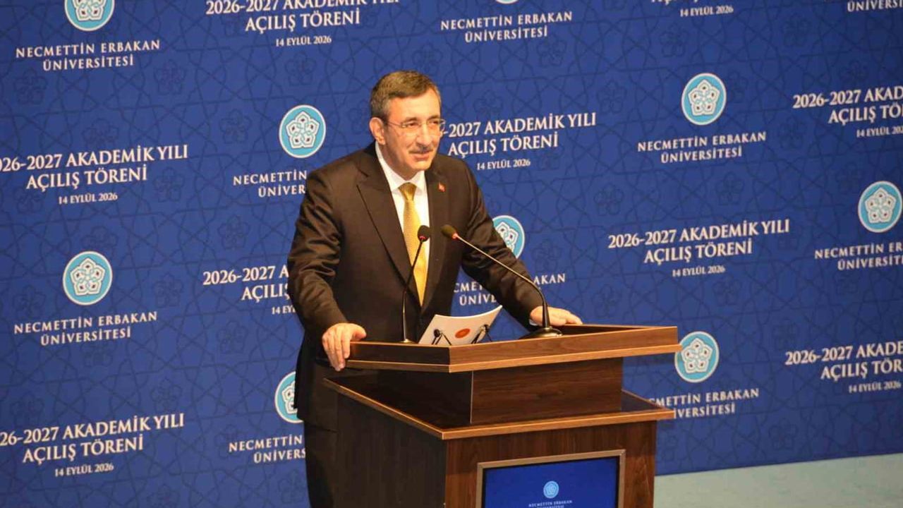 Cevdet Yılmaz uyarıyor: dijital yetkinlik sosyal bağları gölgelememeli