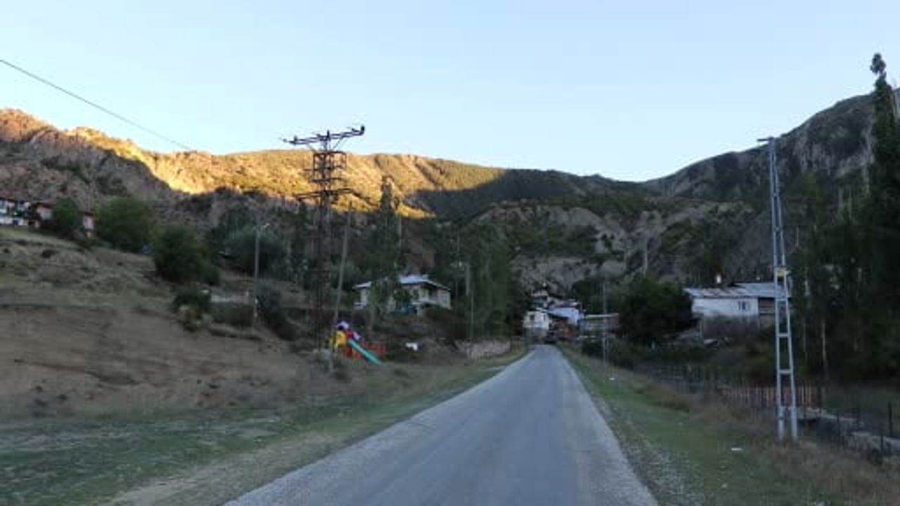 Çiftçinin gönül dünyası kitapla buluştu