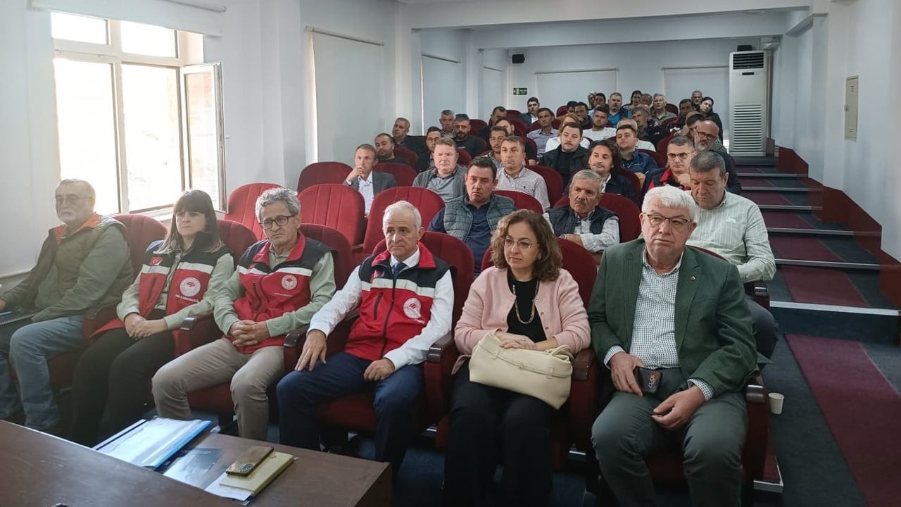 Çiftçiye yol haritası: Tekirdağ'da kırsal yatırım hibe süreçleri anlatıldı