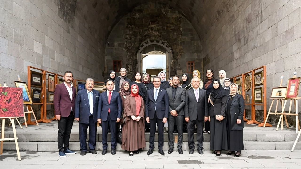 Çifte Minareli Medrese'de Erzurum'un kadim izleri yeniden canlandı