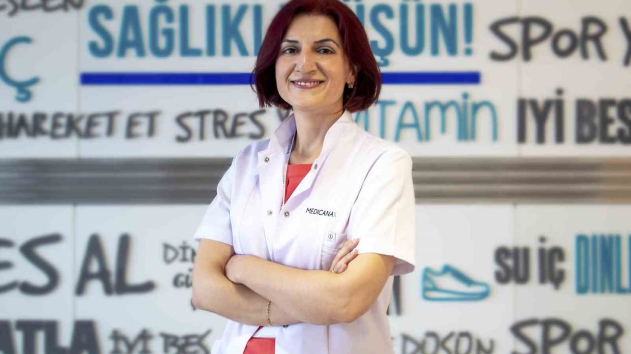 Cilt yaşlanmasını hızlandıran hatalar ve uygulanması gereken temel önlemler