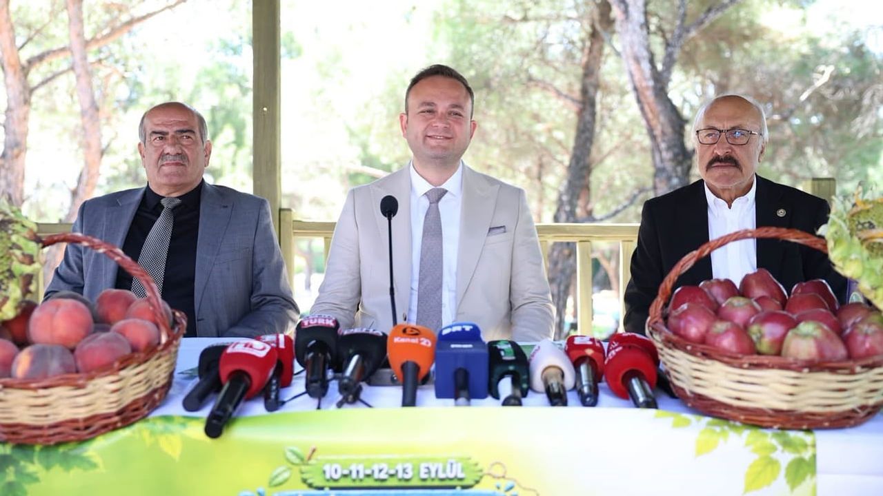 Çivril'de rekolte artışı üreticiyi zora soktu, kalıcı çözümler çağrısı