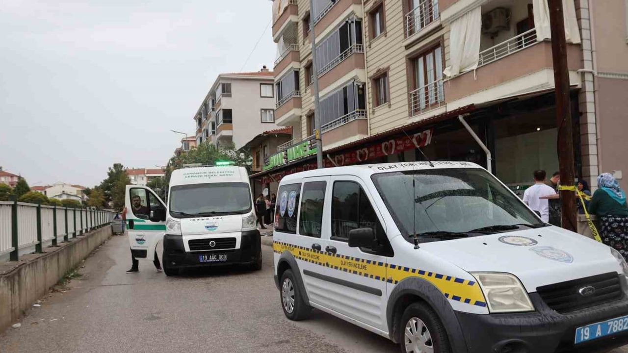 Çorum'da eski eşi tarafından öldürülen market çalışanı yaşamını yitirdi