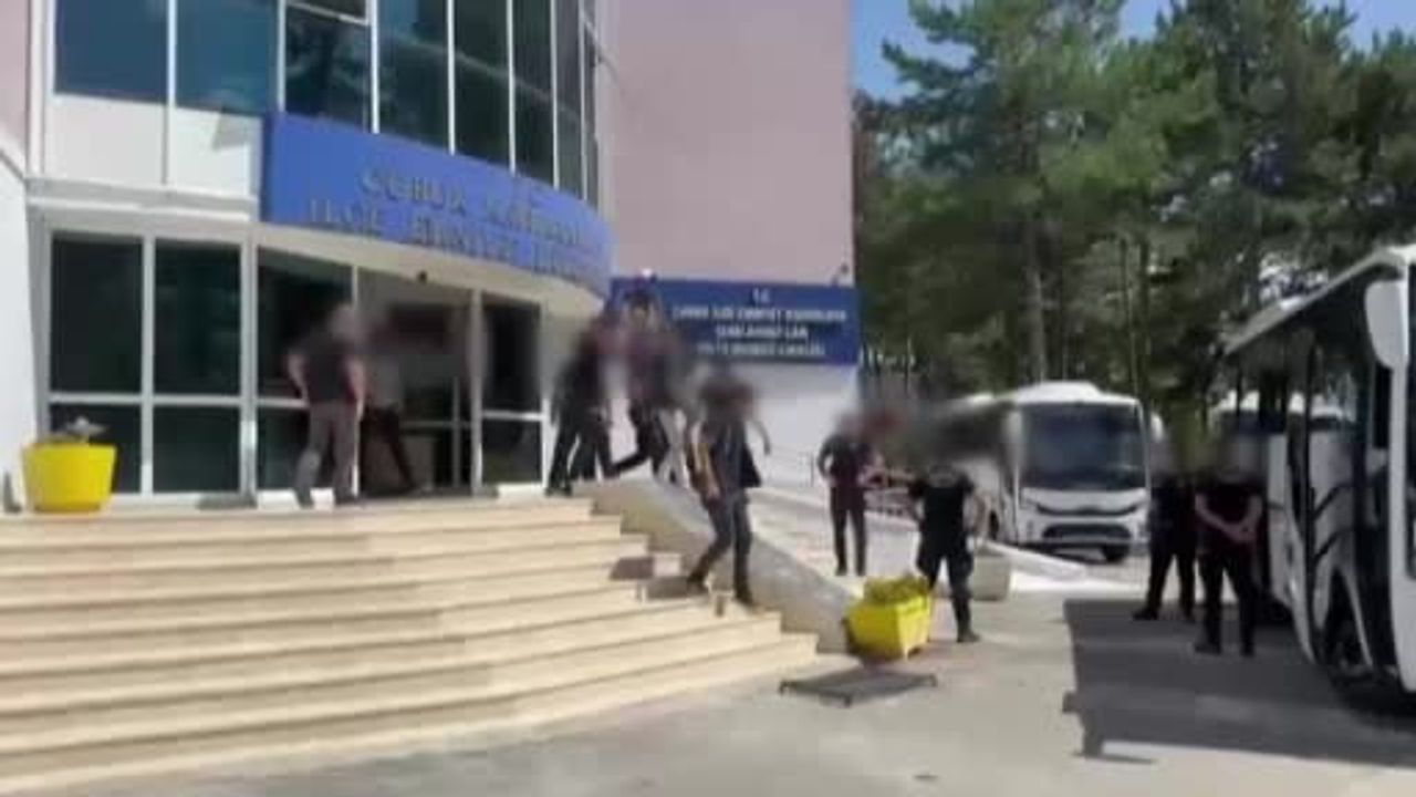 Çubuk’ta ihbar ağı çözüldü: uygulama noktalarını paylaşan 36 kişi yakalandı
