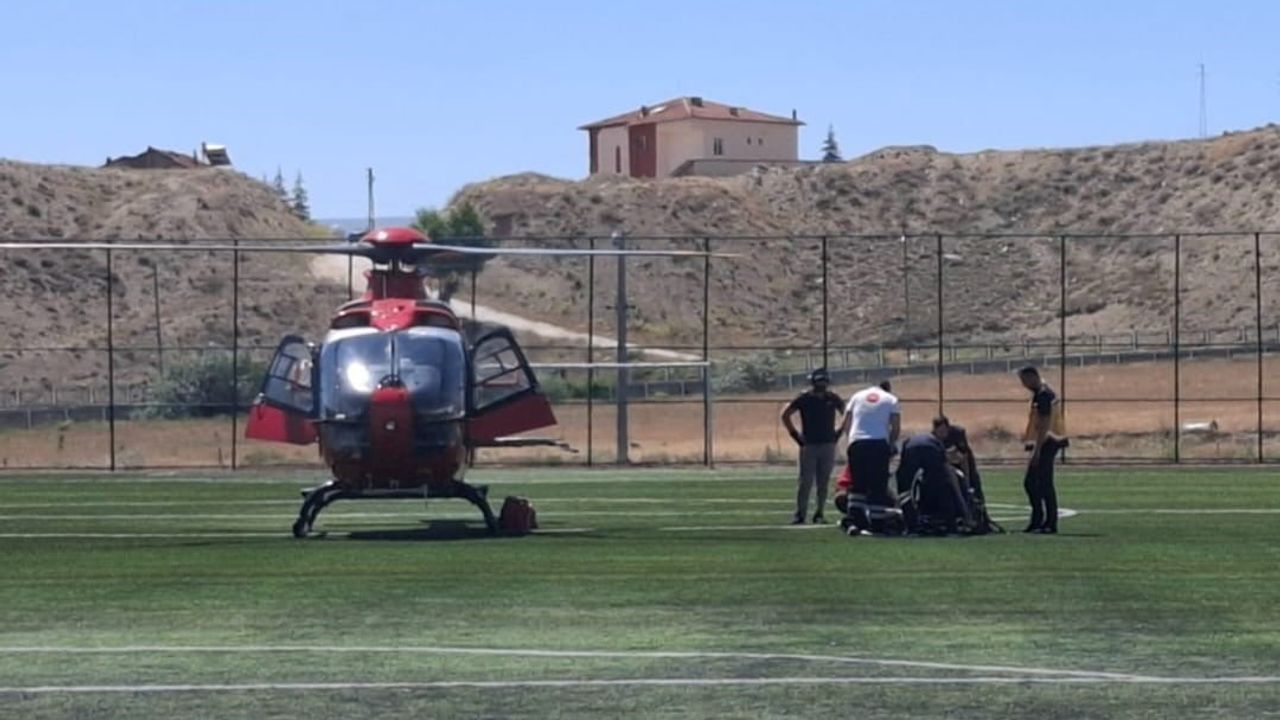 Darende'de kalp krizi geçiren 58 yaşındaki hasta için hava ambulansı devreye girdi