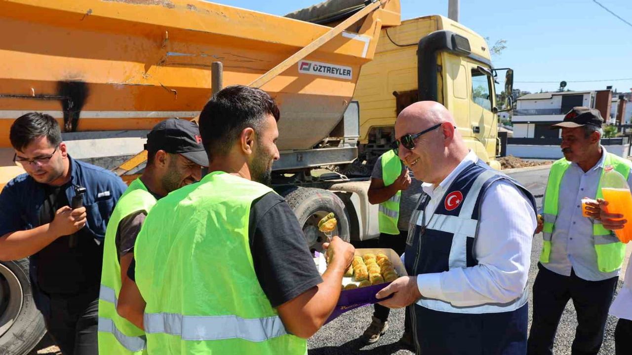 Darıca’da yollar yenileniyor, konfor ve güvenlik için saha çalışmaları sürüyor