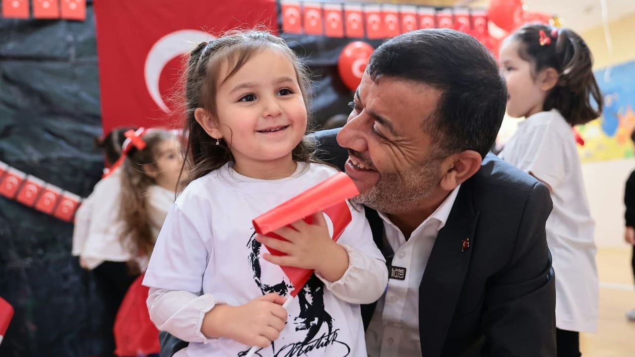 Denizli Büyükşehir'den yeni eğitim yılında öğrencilere kapsamlı destek