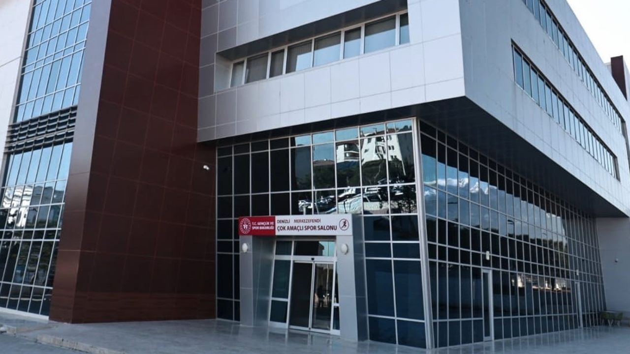 Denizli Çok Amaçlı Spor Salonu yenileme sonrası sporculara kavuştu