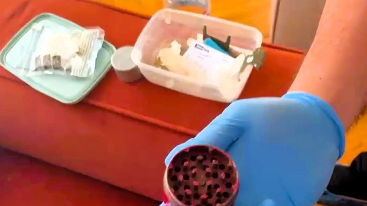 Denizli'de iş dünyasında şafak baskını: 10 kişi gözaltına alındı