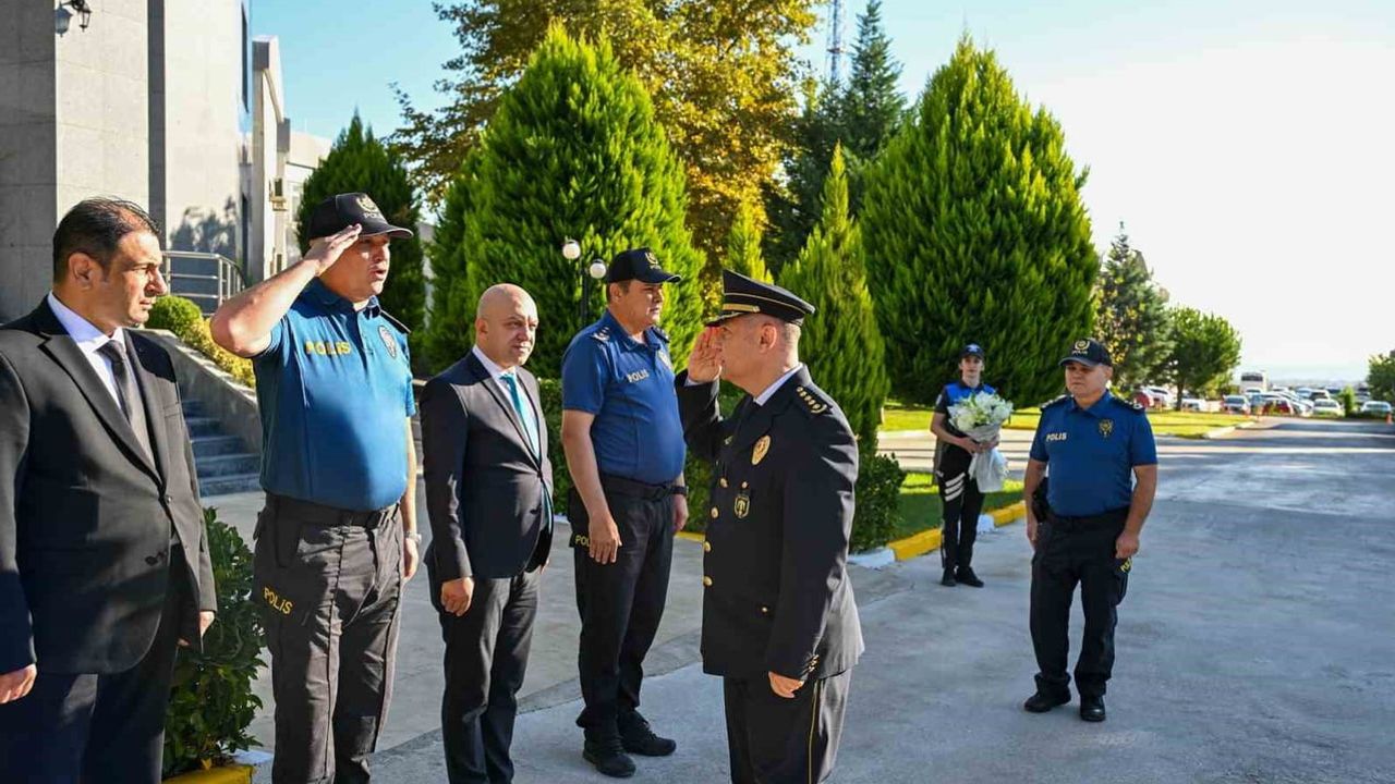 Denizli'de yeni emniyet müdürü göreve başladı