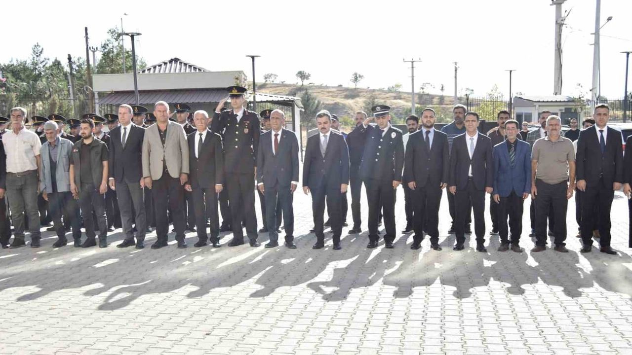 Dicle’de gaziler günü anma töreni 105’inci yıl saygı ve birlik mesajı