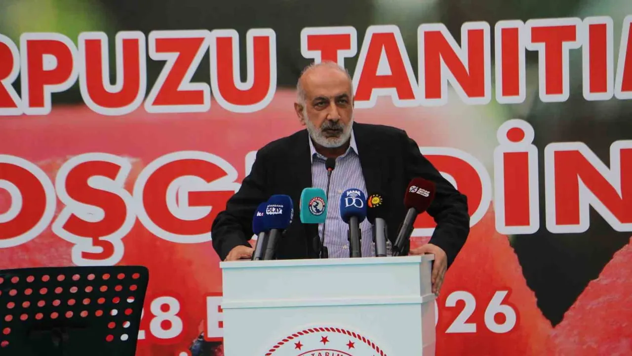 Dicle kıyısında bereket: 16. geleneksel Diyarbakır karpuzu şenliği sona erdi