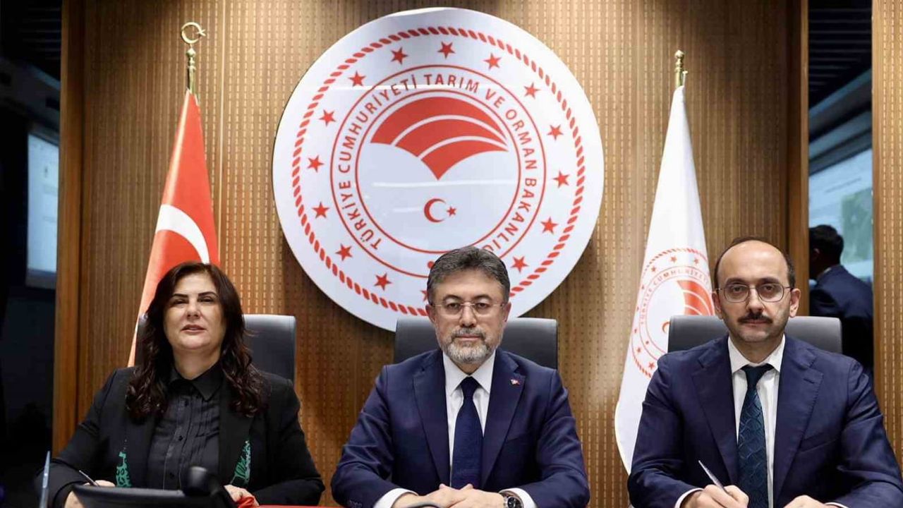 Didim Akbük'te deniz suyundan içme suyuna dönüşüm: günlük 10 bin metreküplük tesis yıl sonunda tamamlanacak