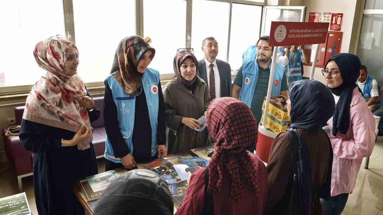 Diyanet gençlik merkezi üniversitede tanıtıldı