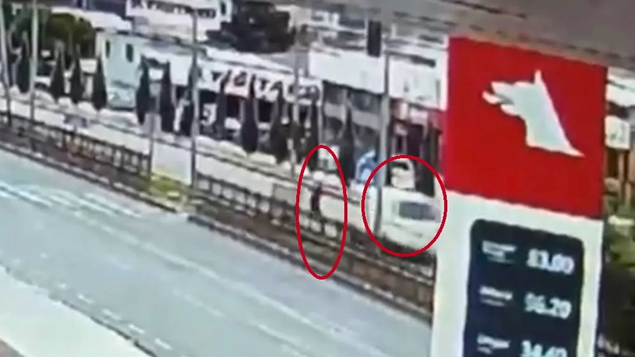 Diyarbakır'da yaya geçidinde anlık refleks hayatını kurtardı