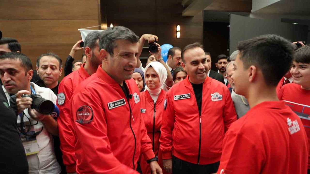 Diyarbakır'dan gençlerin teknoloji mesajı