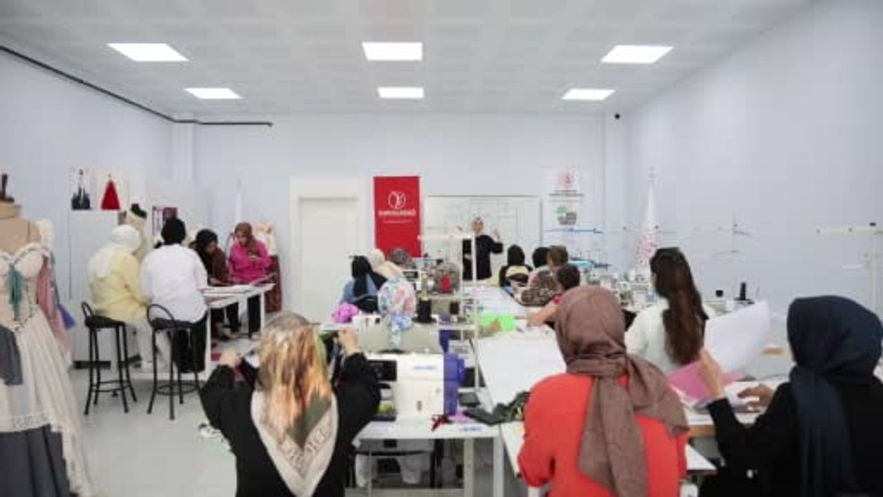 Diyarbakırlı kadınlar modada kendi yolculuklarını kuruyor