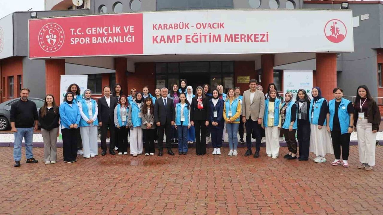 Doğa temelli liderlik: gençlik kamplarında ekolojik okuryazarlık eğitimi