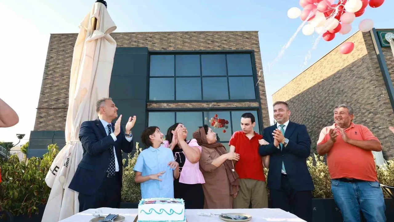 Doğum gününde lösemiyi iki kez yenen Berat’ın balon hayali gerçek oldu