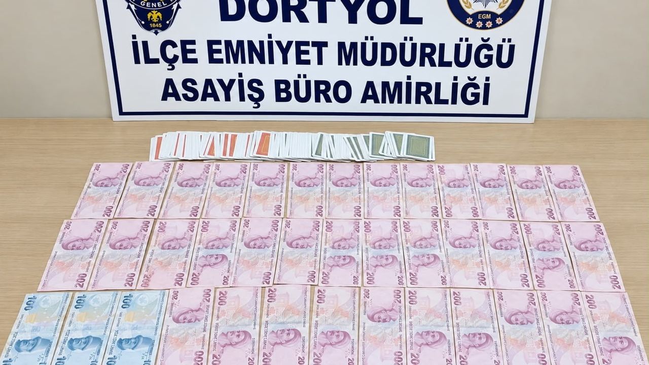 Dörtyol'da iş yerinde kumar baskını: 5 kişiye 58 bin 20 lira ceza