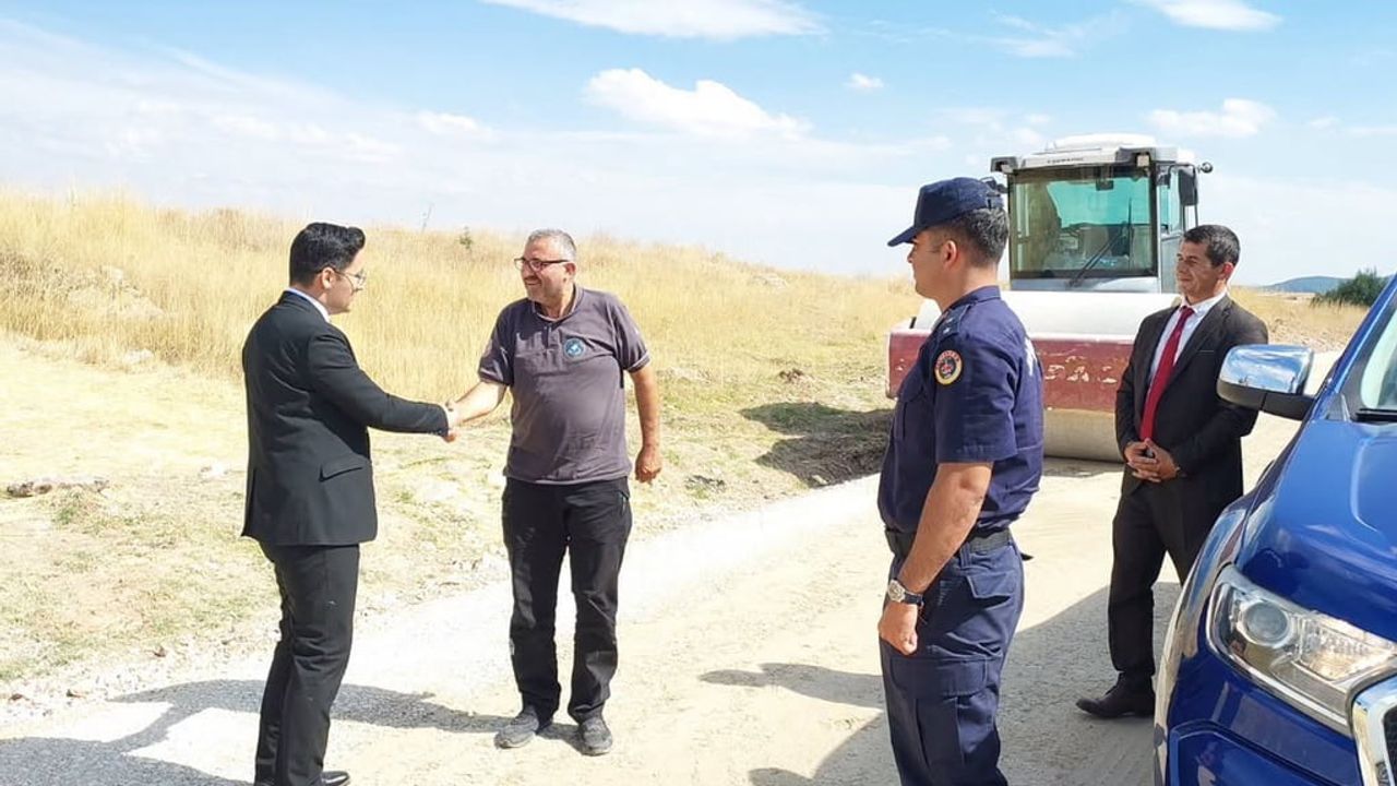Dumlupınar kaymakamı Karahan köy ziyaretlerinde yol ve talepleri değerlendirdi