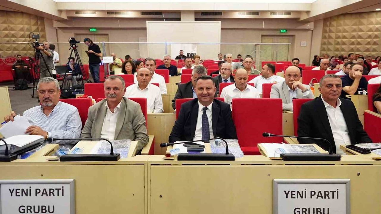 Dutlulu mecliste Manisa'nın yatırım yol haritasını açıkladı