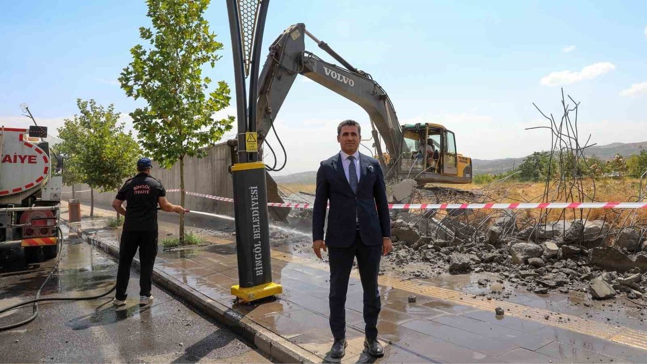 Duvarların arkasından yeni şehir: Bingöl 350 dönümlük alanda dönüşüm başladı