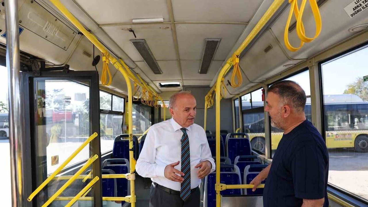 Düzce'de eğitim dönemi öncesi belediye otobüs filosu güçlendi