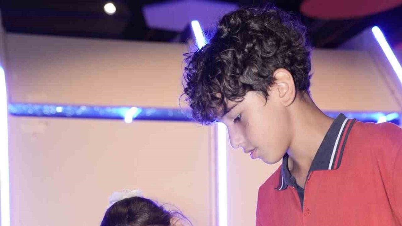 Düzce'de gençleri bilimle buluşturan üç günlük şenlik başladı