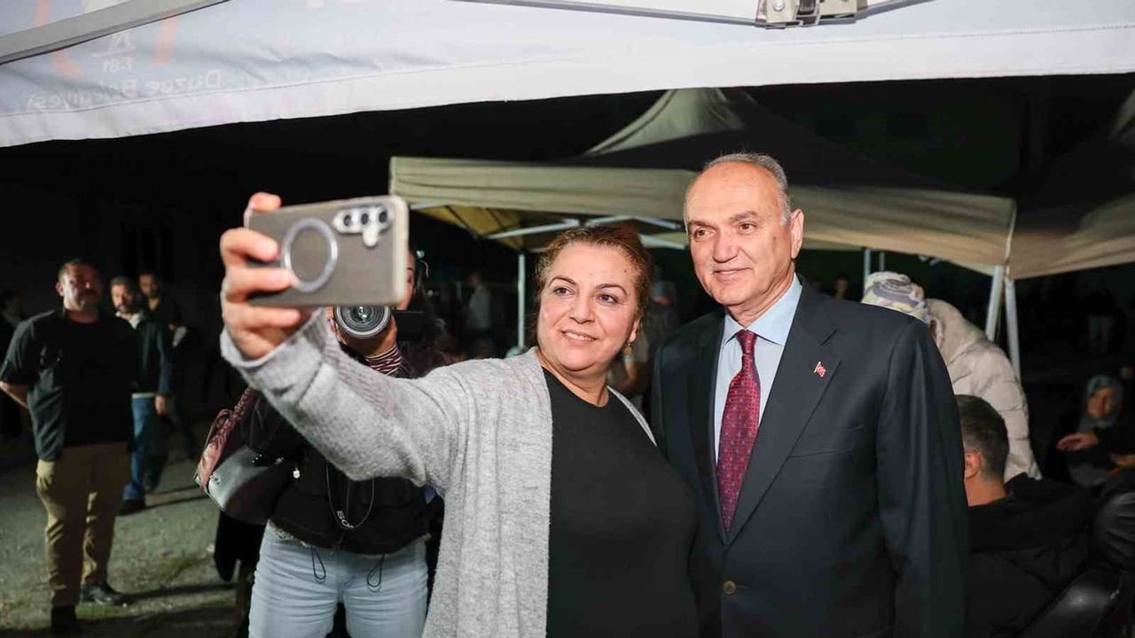 Düzce'de hedef: görev süremiz içinde tüm yollar asfaltlanacak