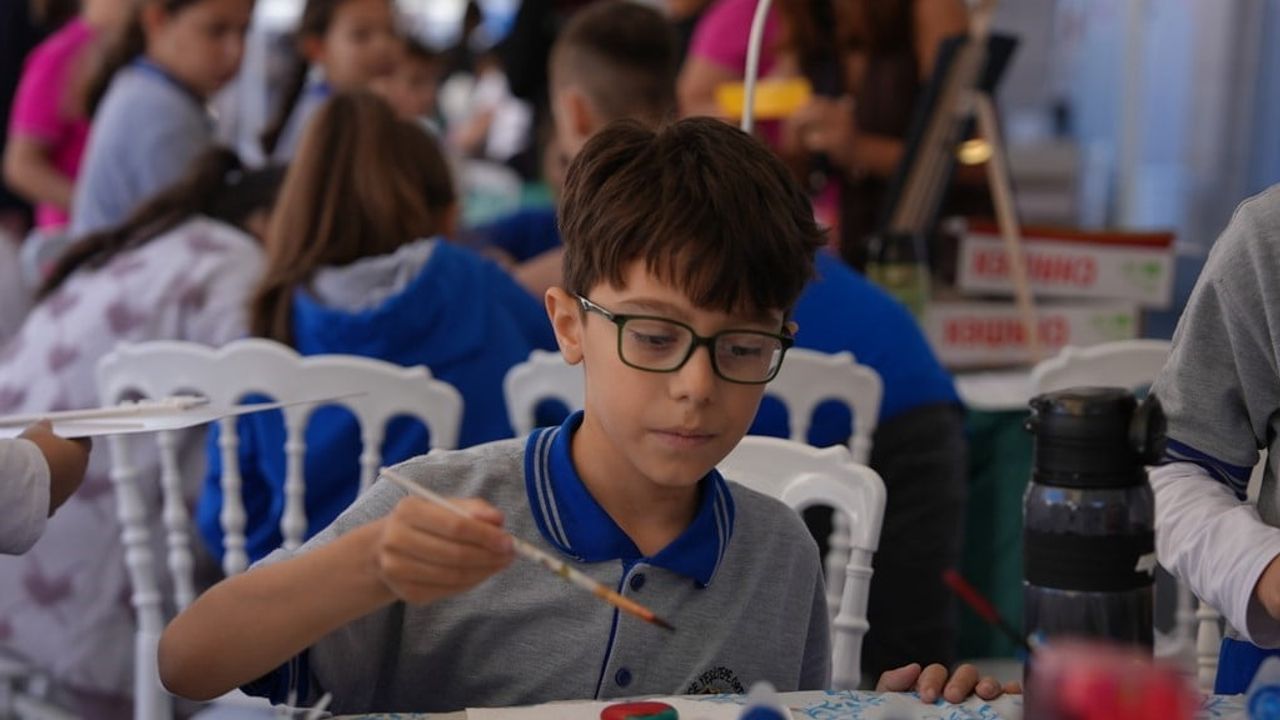 Düzce'de üç günlük bilim şenliği 6 bin 500 kişiye kapılarını açtı