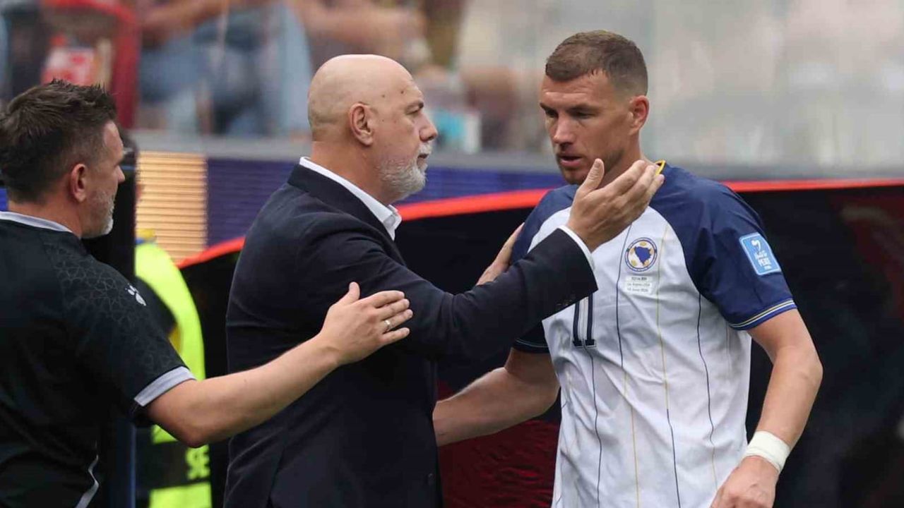 Edin Dzeko milli takım kariyerini 2 ekim'de noktalıyor