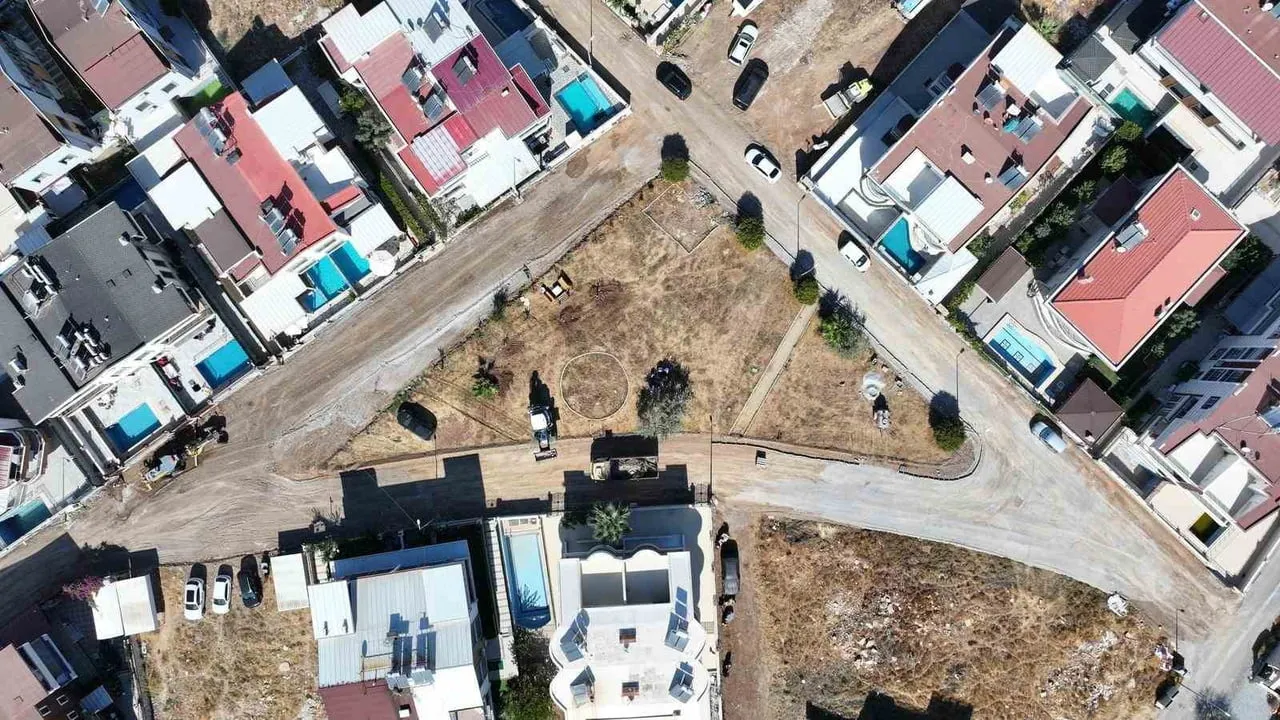 Efeler 1610. sokak yeni yüzüyle ulaşımı rahatlatacak