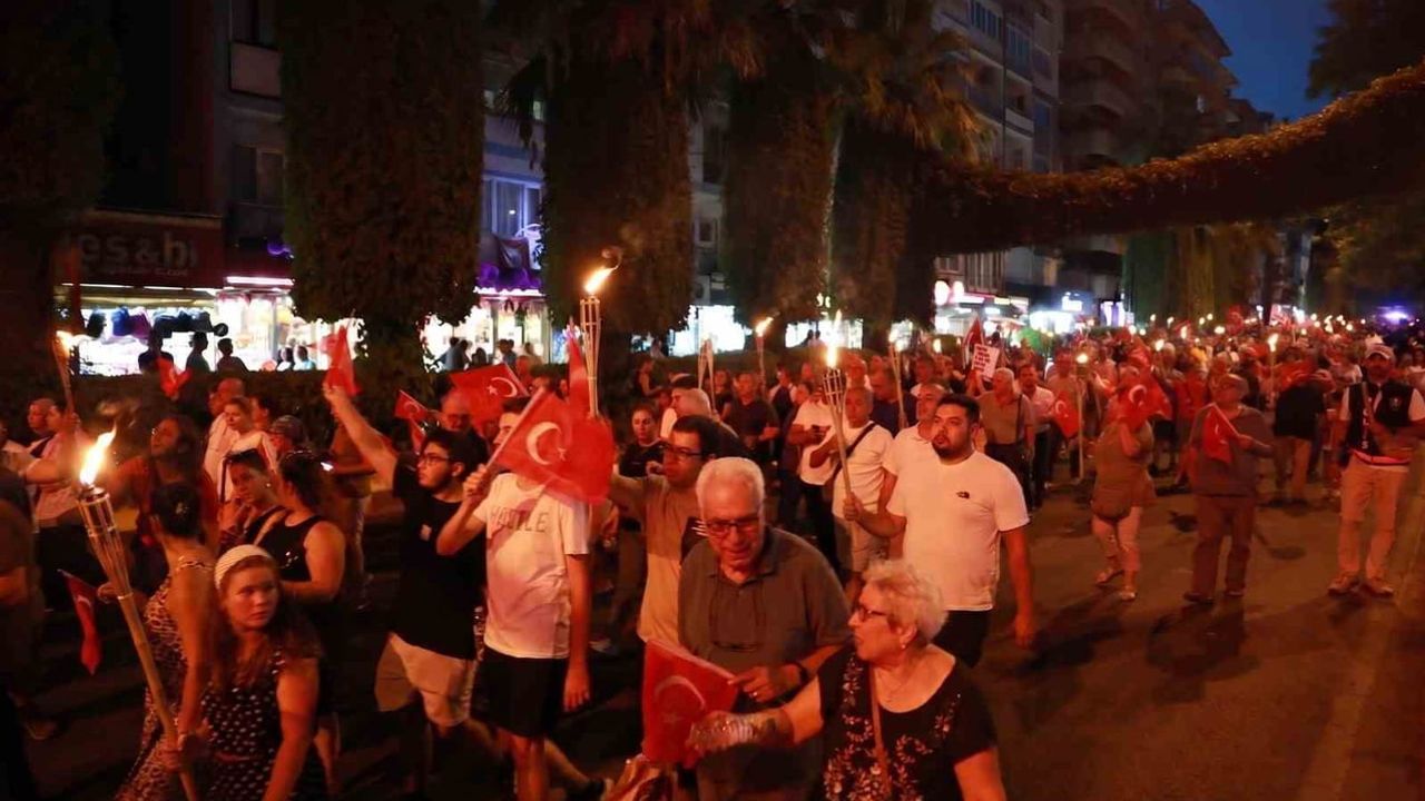 Efeler'de 104. yıl coşkusu fener alayı ve Kuva-yı Milliye merkezleriyle kutlanacak