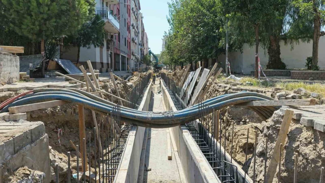 Efeler’de altyapı çalışmaları 22 milyon lirayla ilerliyor