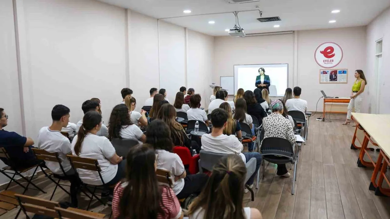 Efeler'de gençlere sınav yolculuğu rehberi: verimli çalışma ve zaman yönetimi