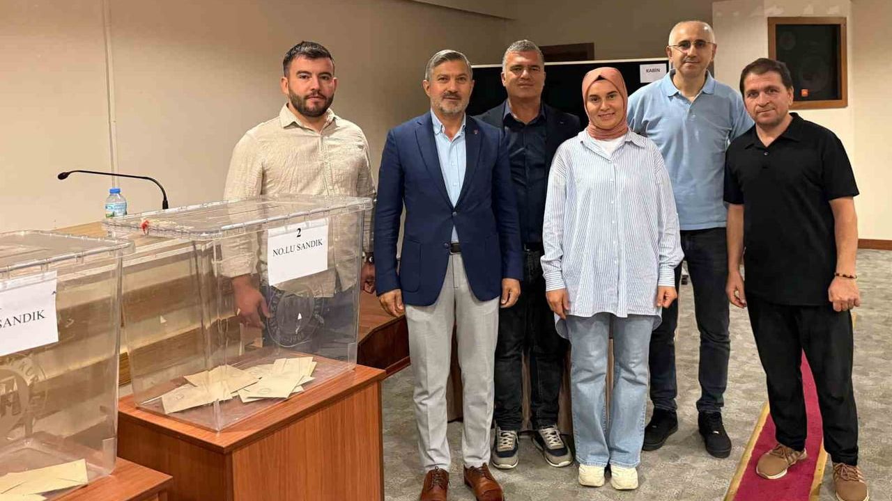Eğitim-Bir-Sen Muğla'da sandıklar demokrasiye açıldı