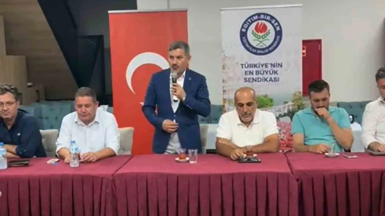 Eğitim Bir-Sen Muğla şubesi Fethiye’de yol haritasını belirledi