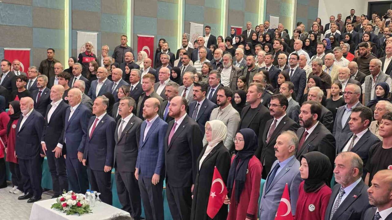 Eğitimde üç adımla uluslararası çıtamız yükseldi, Tekin'in değerlendirmesi