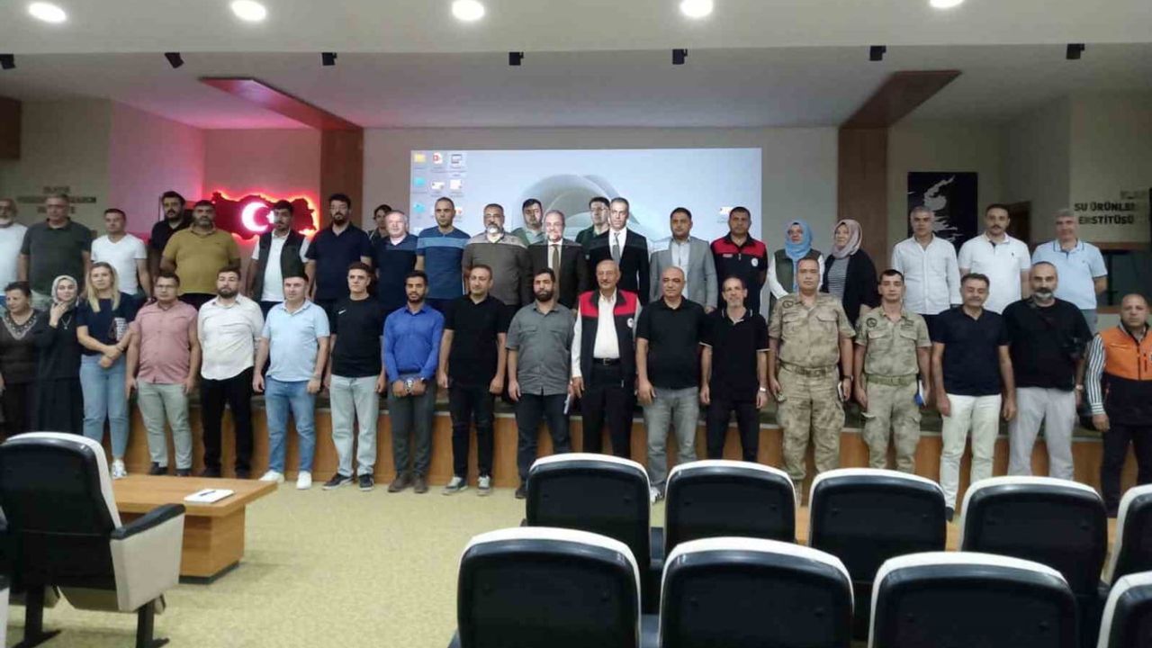 Elazığ'da suyu koruyan peyzaj uygulamaları için rehber anlatıldı