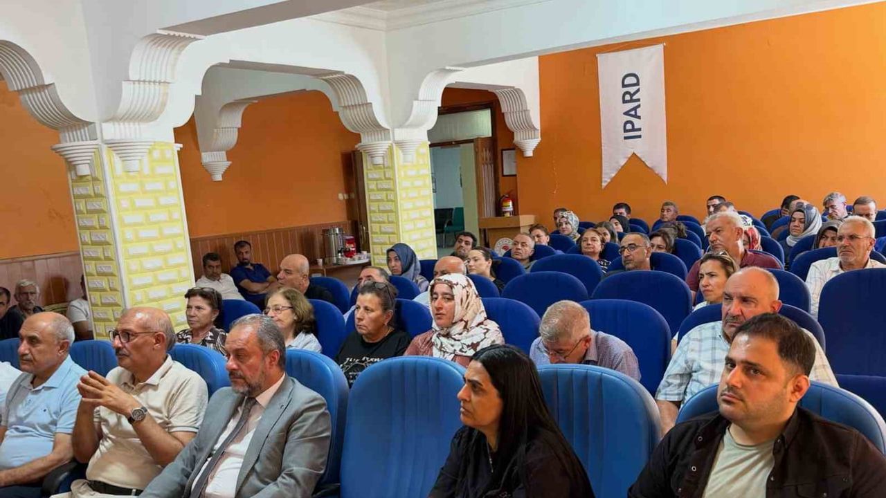 Elazığ'da tarım personeline madde bağımlılığı farkındalığı: aile içi iletişim öne çıktı