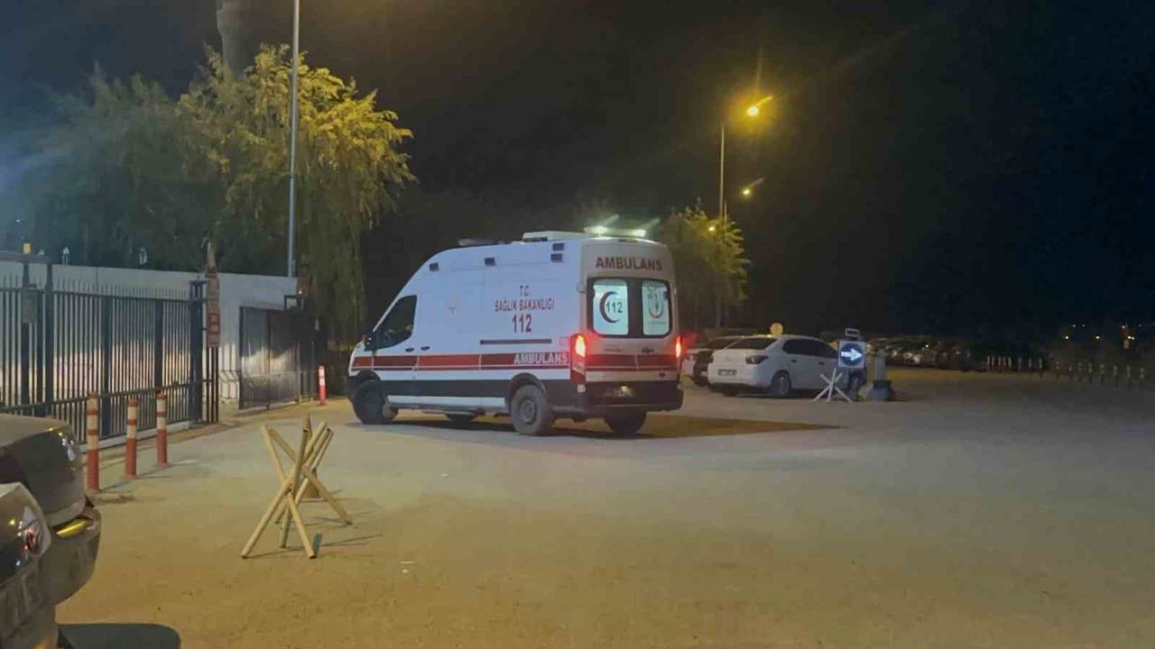 Elazığ T Tipi Kapalı Ceza İnfaz Kurumu'nda duman etkisi: 17 mahkum hastanelere sevk edildi