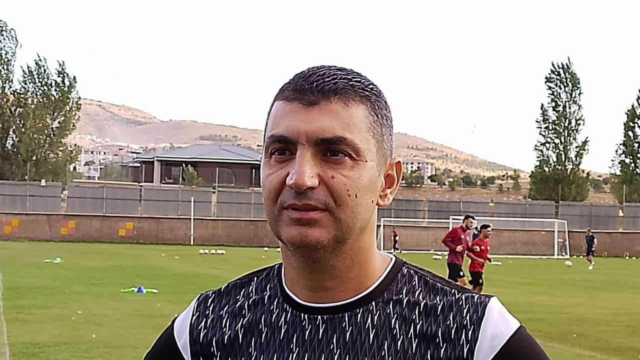 Elazığspor'da Bozkurt'tan uyarı: Gebzespor tempo ve seyirciyle zorlayacak