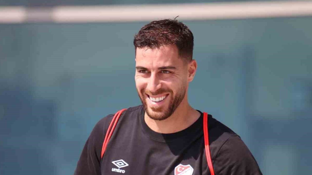 Elazığspor Gebze sınavı için 21 kişilik kadroyla yola çıktı