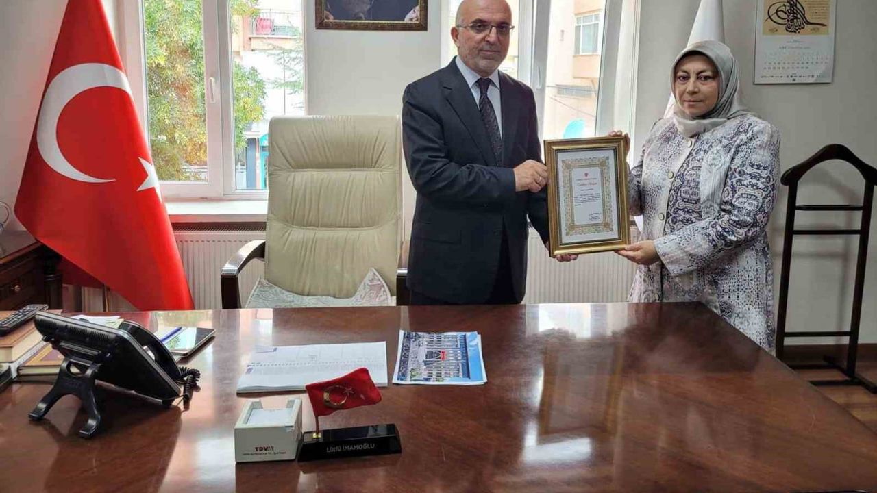 Emekli ikramiyesini yeni müftülük binasının yapımına bağışlayan müftü yardımcısının vefa örneği