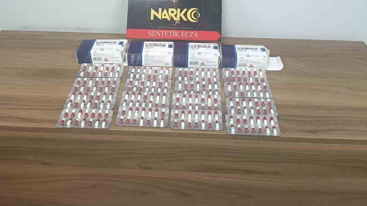 Emniyetin çalışması sonuç verdi: İnegöl'de 224 tabletle yakalanan şüpheli
