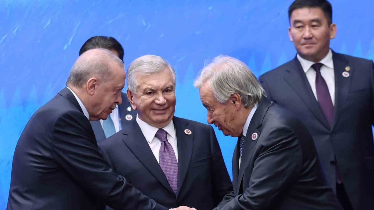 Erdoğan, Bişkek'te ŞİÖ liderleriyle aile fotoğrafına katıldı