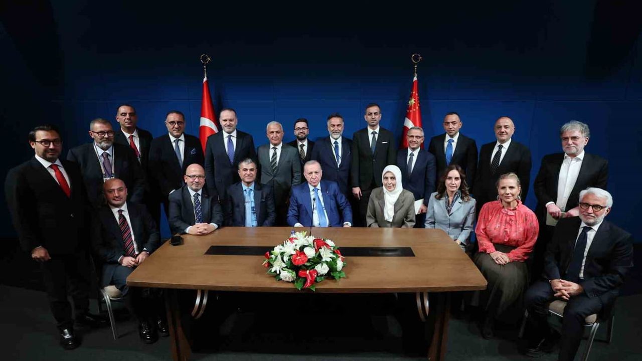 Erdoğan New York'ta gazetecilerle buluştu: temaslar sürüyor