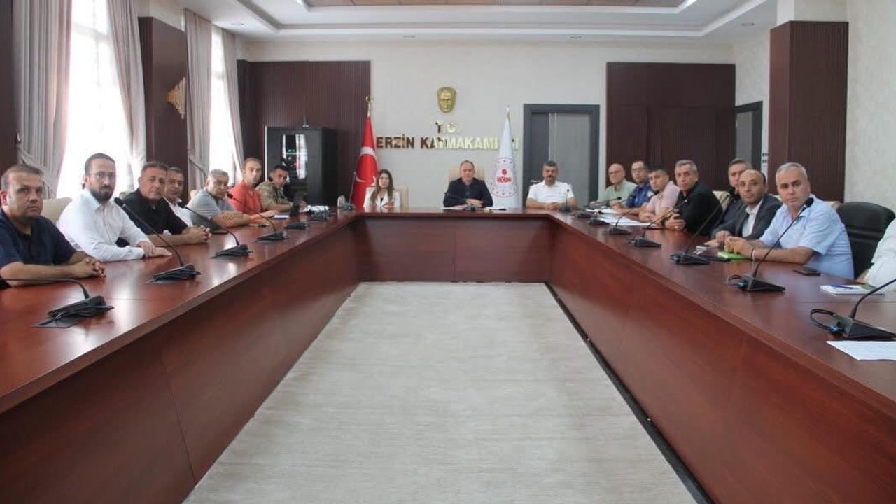 Erzin'de öğrencilerin güvenliği için koordinasyon yol haritası belirlendi