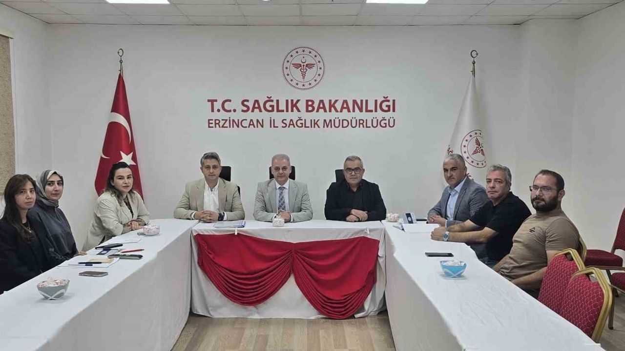 Erzincan'da il sağlık müdürlüğü disiplin kurulu toplantısında gündem masaya yatırıldı